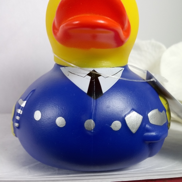 🎈4/$12 Police Man Novelty Rubber Ducky NEW - Picture 9 of 15